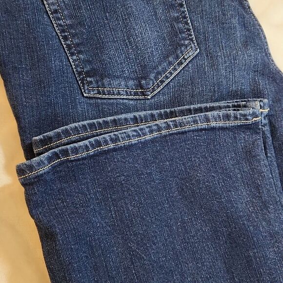 Eddie Bauer curvy womens 14 short jeans - Picture 13 of 15